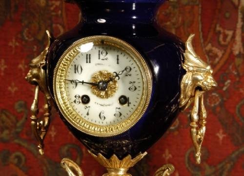fig 4. ***** SOLD ***** Stunning Blue Vase Clock Set by Samuel Marti